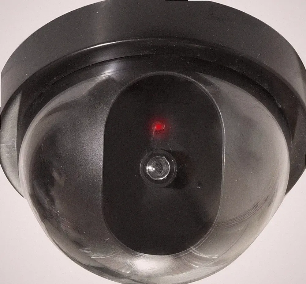 Dummy Dome CCTV Überwachungskamera mit blinkender LED Innen Außen Fake Kamera