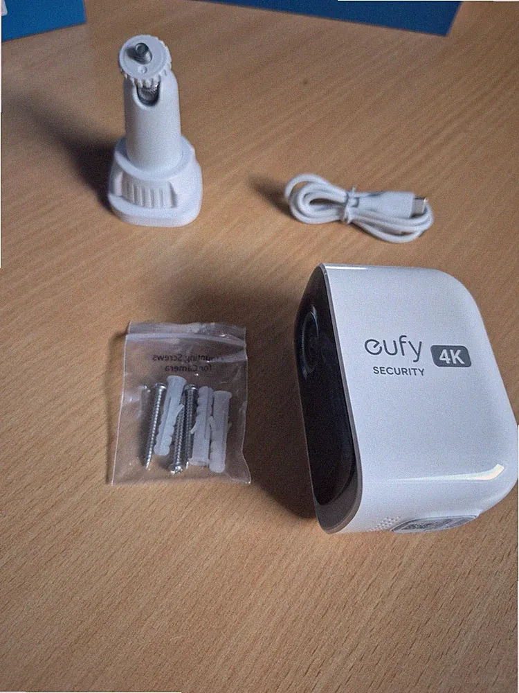 Eufy Security Cam Kamera S300 3C 4K kabellos Akku Überwachungskamera außen...