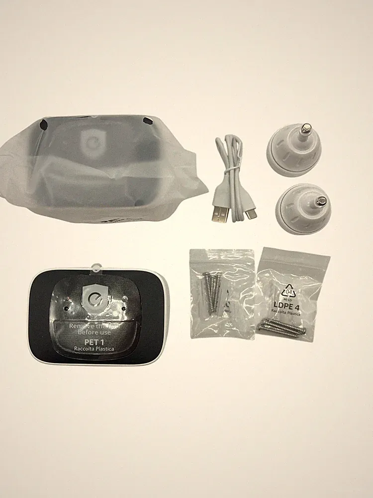 eufy Security SoloCam C210 2K