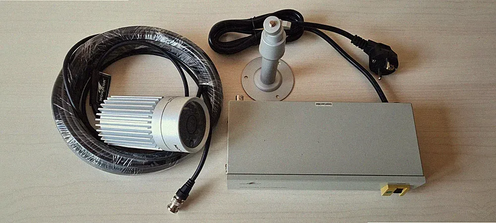 Monacor TVCCD-172S, S/W Kamera in Einkabeltechnik, IP68 gebraucht