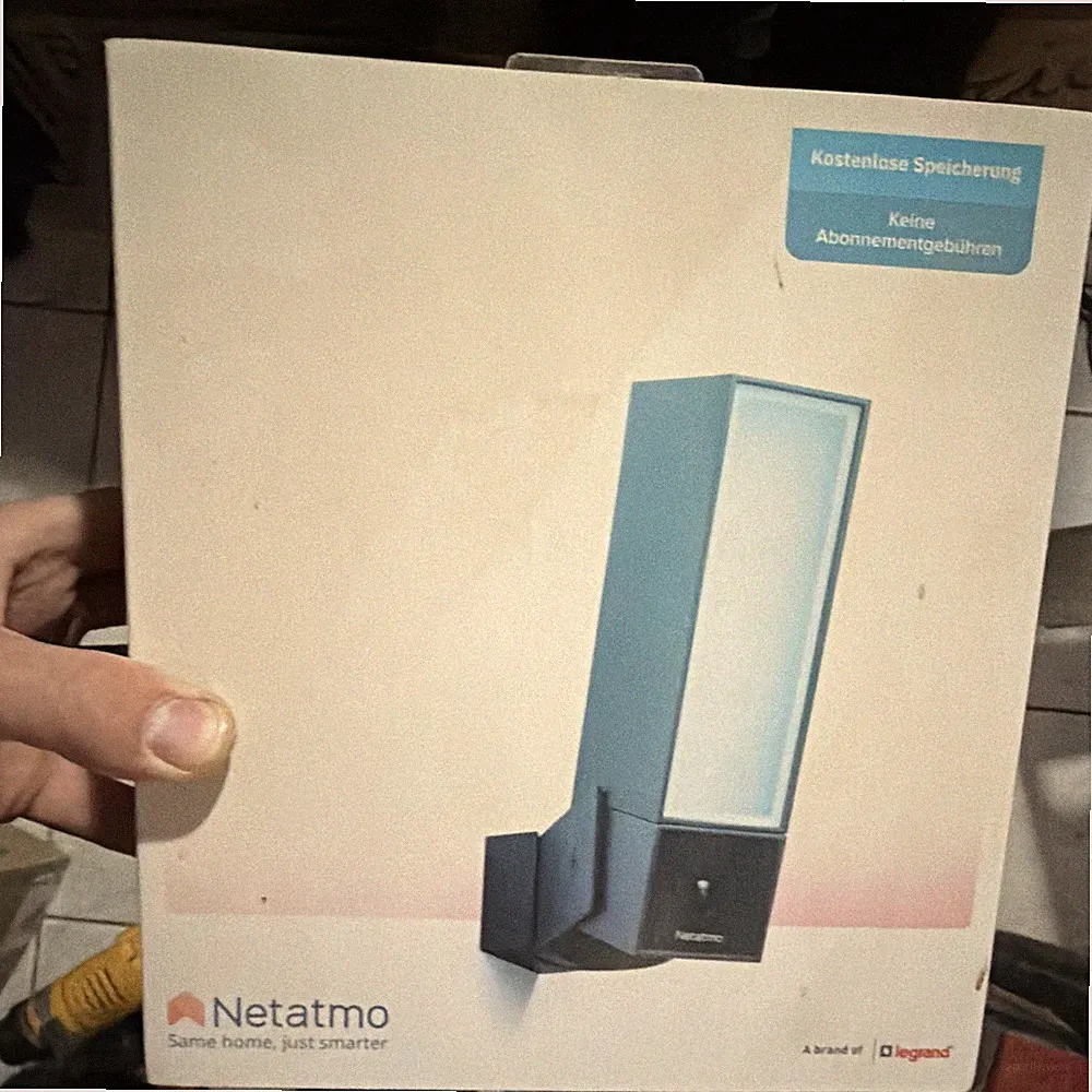 Netatmo Presence Außen-IP-Überwachungskamera Flutlicht Wi‑Fi 1080p Nachtsicht