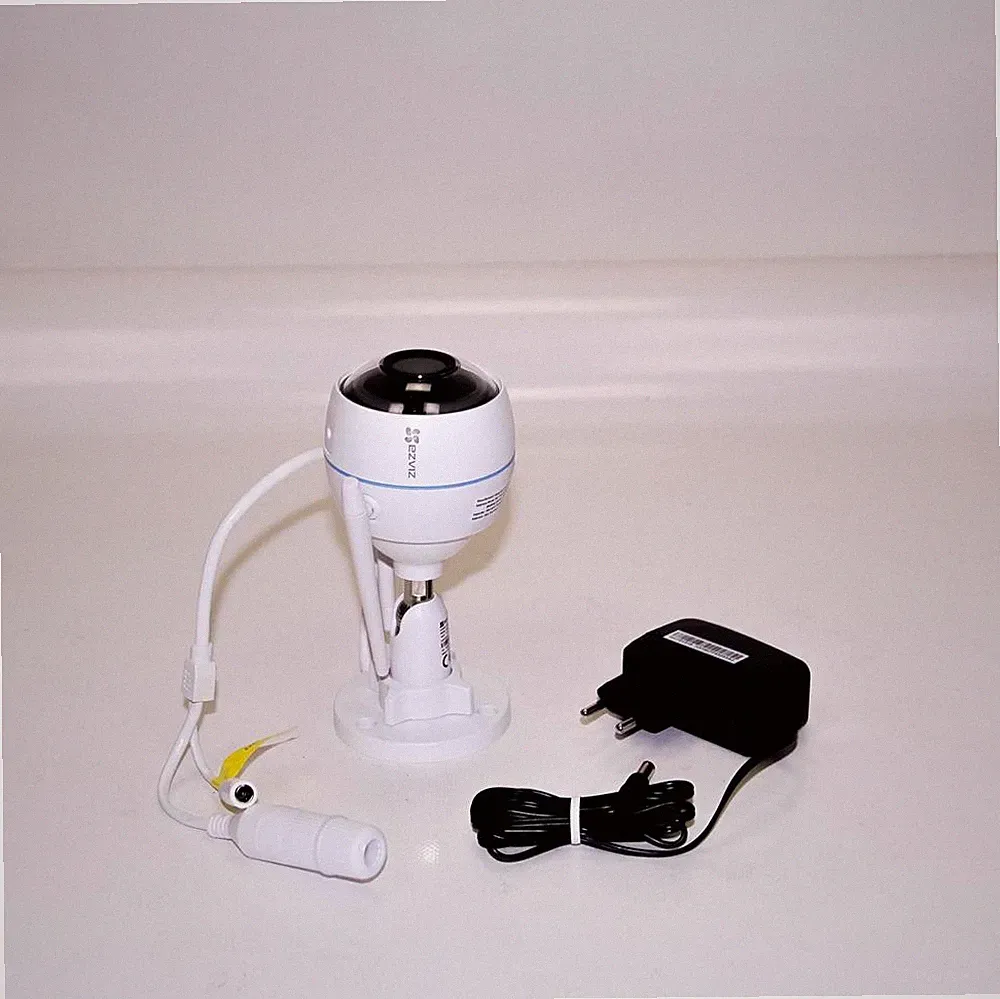 Überwachungskamera aussen WiFi 2.4Ghz Ezviz Kamera, Sirene und Licht Alarm, Nach